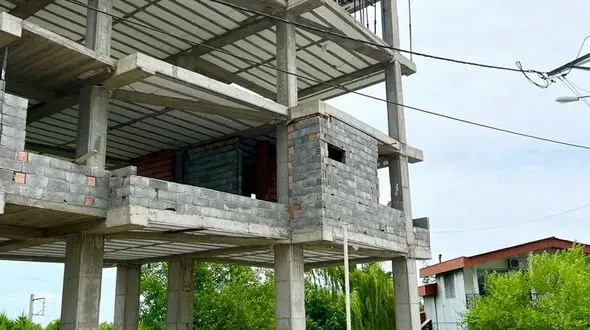 ساخت و سازهای غیرمجاز برای همدان معضلی جدی شده است