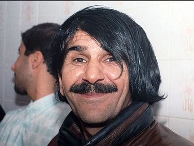 شعرخوانی باشکوه و سوزناک زنده یاد حسین پناهی / چه با سوز دل میخونه خودش داره اشک میریزه
