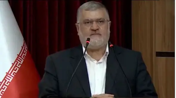 مدارس و دانشگاه‌های استان تهران به استثنای ۷ شهرستان در تمام مقاطع مجازی هستند/ ادارات با نظر مدیران دورکار خواهند بود