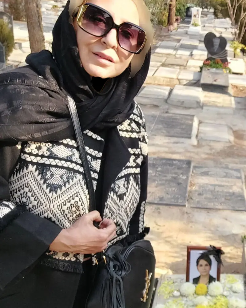 مرجانه گلچین