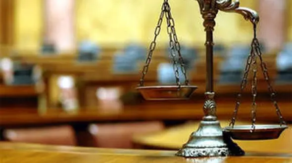 دردسر وحشتناک ازدواج پنهانی مرد 65 ساله با زن 23 ساله / این مرد ثروتمند همسر آلمانی اش را به ایران آورده بود