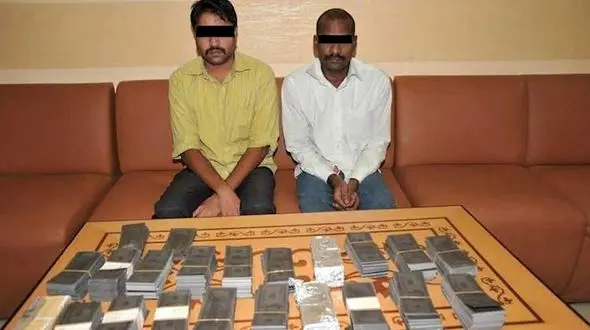 دستگیری 2 جادوگردر امارات+عکس