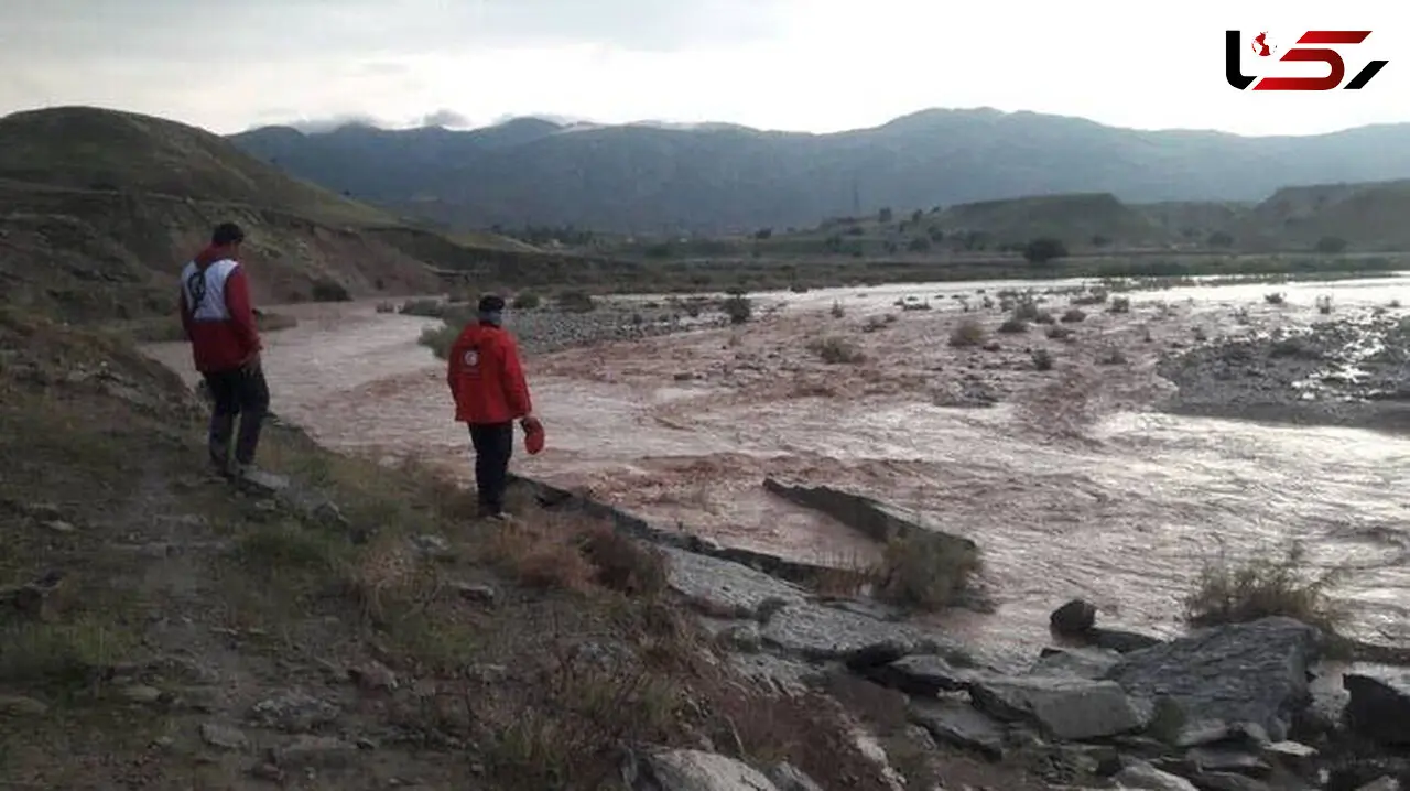 نجات جان 6 خانواده عشایر گرفتار در سیلاب کرمانشاه