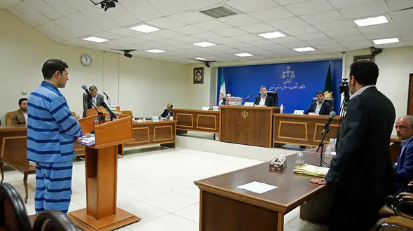 تنظیم فاکتور‌های صوری برای گرانفروشی گوشی تلفن همراه