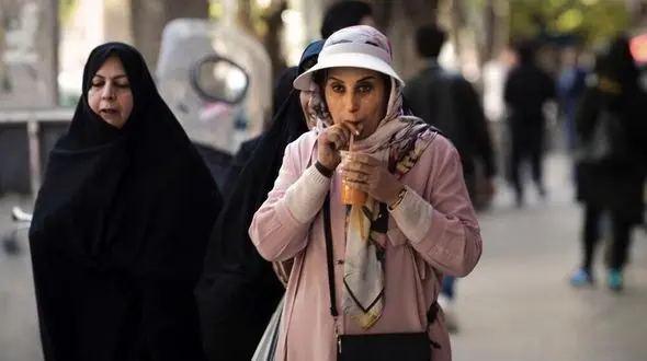 اولین عکس از فاطمه معتمدآریا در عامه پسند