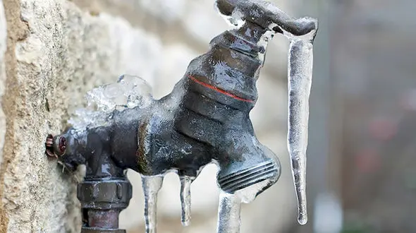 مراقب یخ‌ زدگی و ترکیدگی کنتورهای آب باشید / آبفای استان تهران هشدار داد