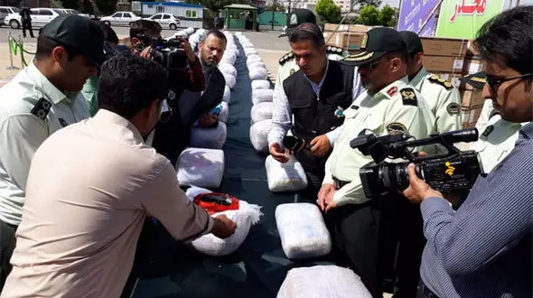 کشف یک تن و ۴۰۰ کیلوگرم حشیش و تریاک در شرق تهران
