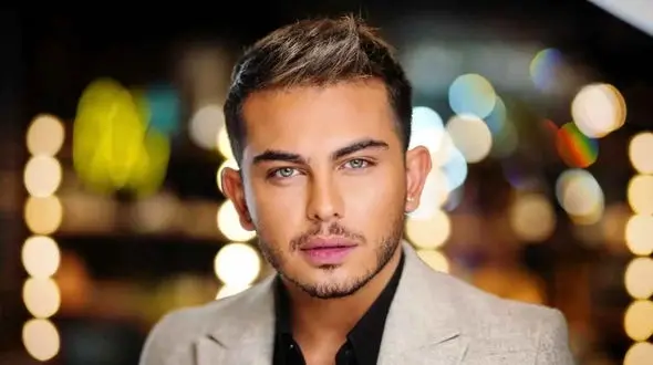 عکس های دکوراسیون حیرت انگیز خانه ارسلان قاسمی در اروپا ! + قاب‌های غافلگیرکننده با منظره ای زیبا !