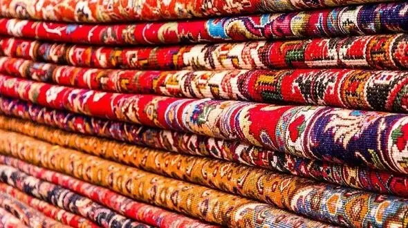 دستگیری کلاهبرداران  میلیاردی فرش های نفیس در قم