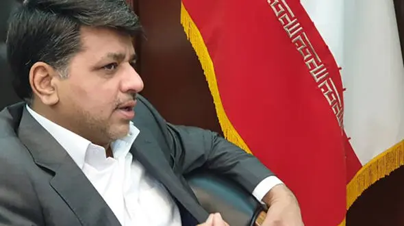 شهردار منطقه یک: مسئولان انتظار دارند مقابل خانه‌شان را پارو کنیم !