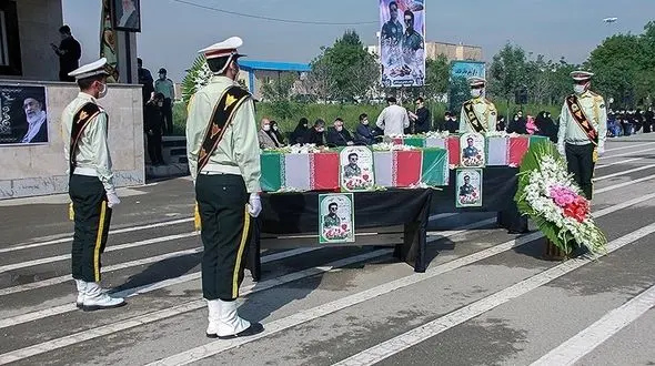 عکس های تلخ از تشییع پیکر 2 خلبان شهید پلیس / در آسمان سلمانشهر چه گذشت؟