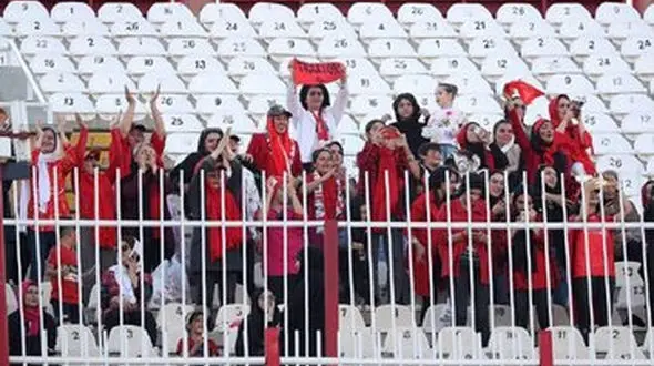 فوری: ورود زنان به بازی آلومینیوم- پرسپولیس ممنوع شد