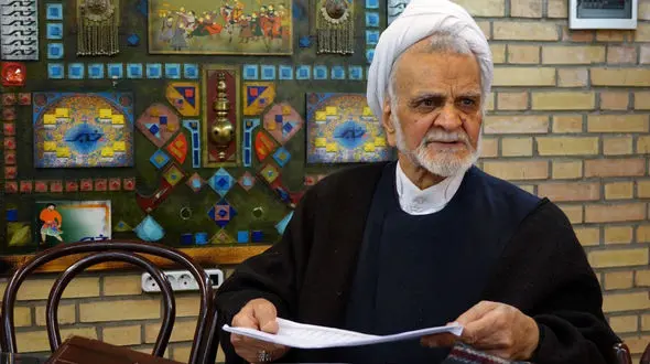 عضو مجلس خبرگان: رهبر انقلاب، صد درصد پشت سر آقای پزشکیان قرار دارد 