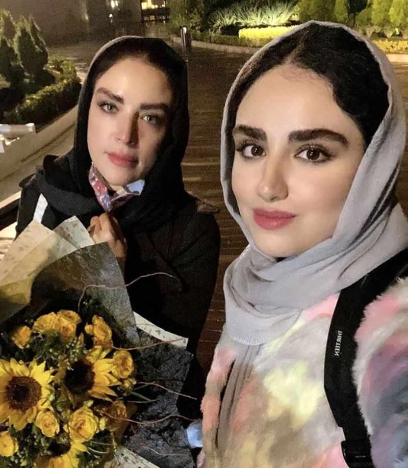 هانیه غلامی و مادرش