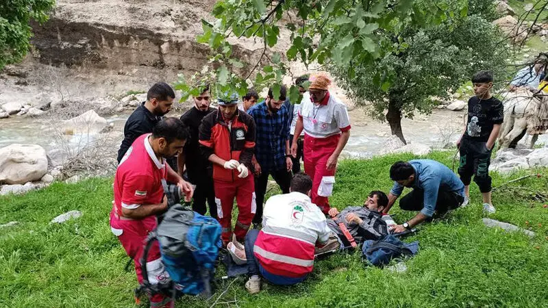 نجاتگران هلا احمر