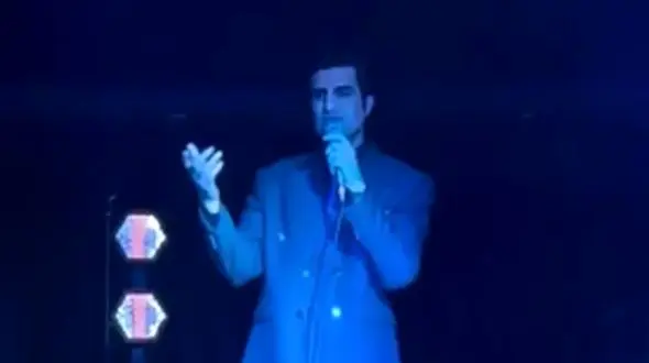 فیلم کنسرت باشکوه و خاطره‌انگیز محسن لرستانی در جزیره کیش !