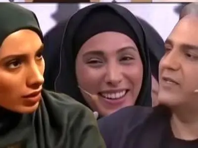 فیلم/  خاطره فوق خنده‌دار مهران مدیری از سیر خوردن سحر زکریا در دورهمی/ آبرو براش نذاشت!