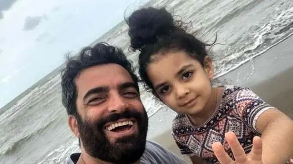 شعرخوانی بامزه سوفیا، دختر یکتا ناصر و منوچهر هادی برای پدرش؛ باباش چه قربون صدقه‌ای هم میره براش+ فیلم