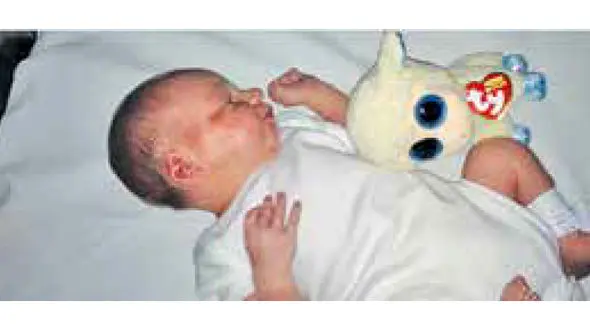 قطع پاهای نوزاد در خانه زوج خوشگذران + عکس