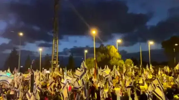 مخالفان نتانیاهو باز هم به خیابان آمدند + فیلم