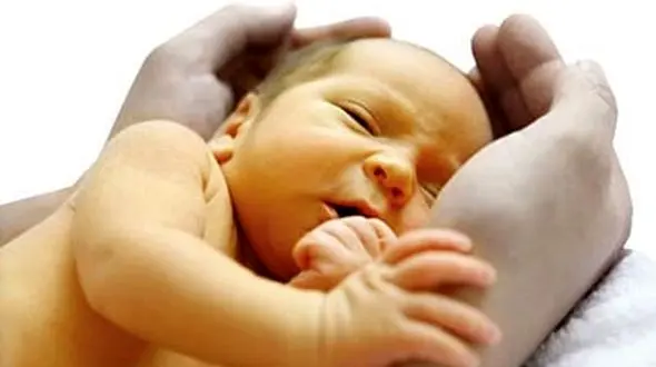 علائم و درمان زردی نوزادان چیست؟
