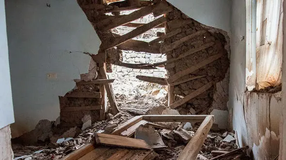 در این روستا شمالی سنگ می‌بارد +عکس