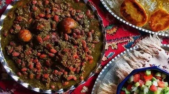 راز یه قورمه سبزی جا افتاده با روغن سیاه رو‌ بهت میگم + فیلم