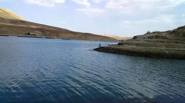 ناپدید شدن دختر جوان در سد قره‌ قاج سمیرم / فقط خودرو و تلفن همراهش پیدا شد