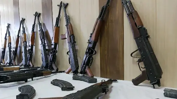 انهدام باند قاچاق سلاح و مهمات جنگی در ایلام