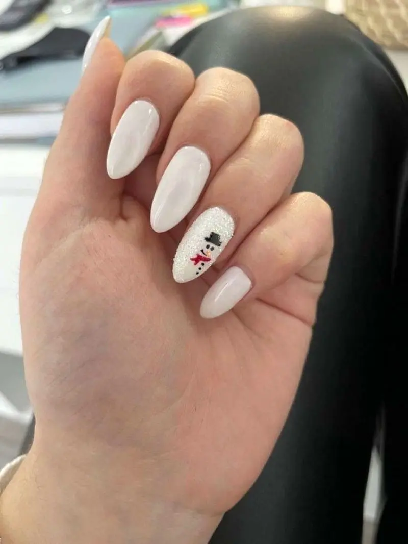 ناخن زمستانی | 30 طرح ناخن زمستانی ساده و شیک مناسب عروسی و تولد و حتی روزمره در تنوع بالا