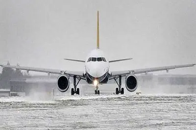 لغو غیرمنتظره پرواز همدان - مشهد توسط برف / مسافران با اتوبوس راهی مقصد شدند