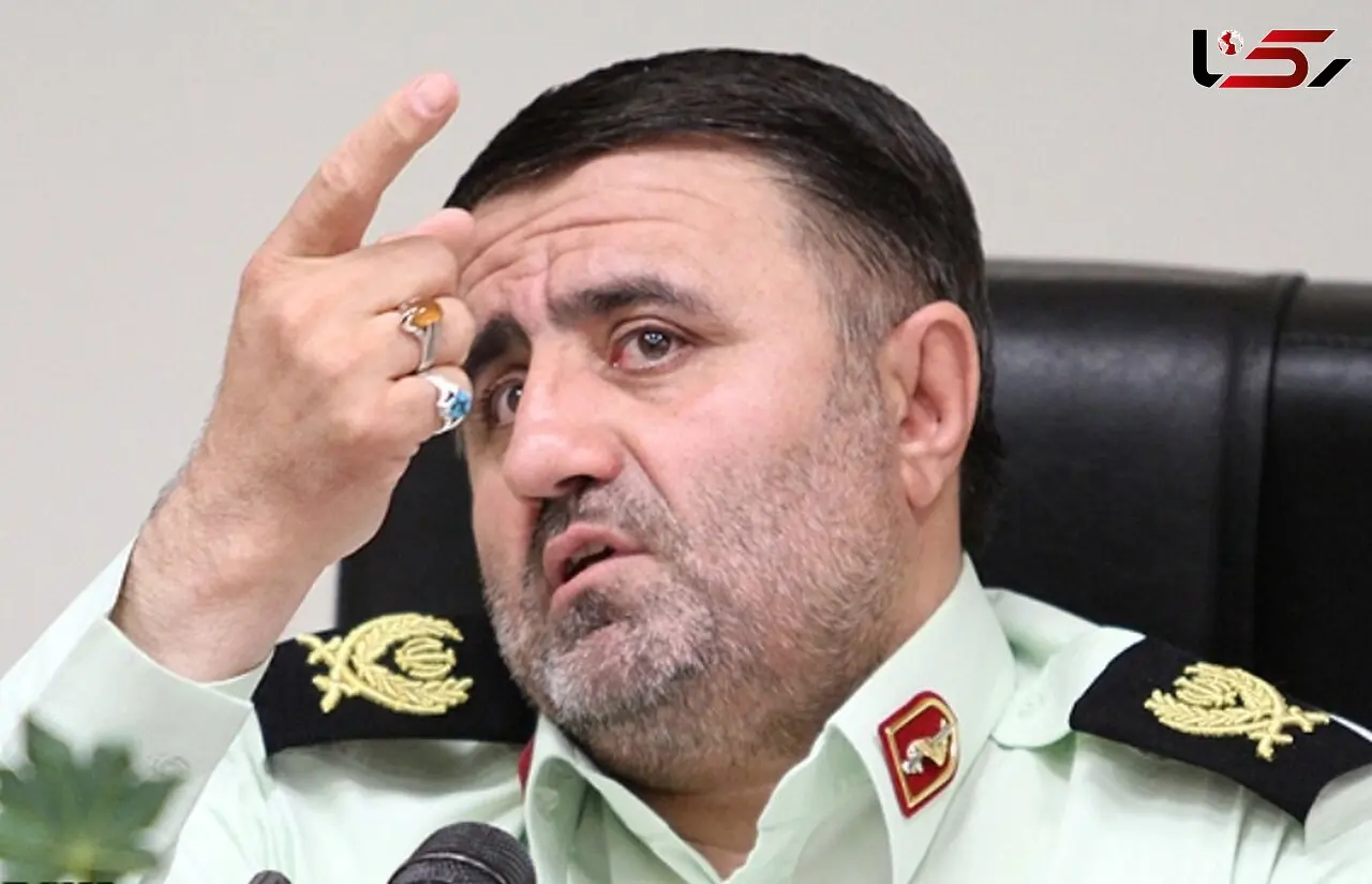 کتیبه نویس رفت، سردار آمد