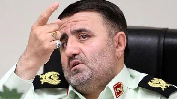 کتیبه نویس رفت، سردار آمد