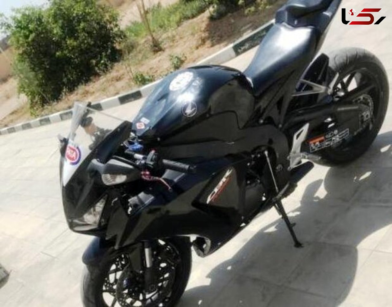 موتورسیکلت سنگین قاچاق در داراب توقیف شد