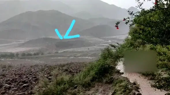 فیلم لحظه ورود سیل در  عمارلو رودبار