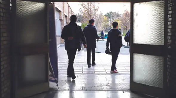  نگاهی به زندگی فقیرانه رتبه های یک و دو رقمی کنکور سراری 96