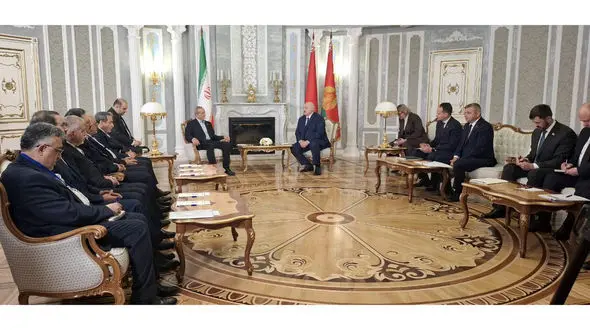 پزشکیان: ایران و بلاروس باور دارند که می‌توانند با همکاری هم بر تحریم‌ها غلبه کنند/ لوکاشنکو: بلاروس کشور دوست و شریک همواره قابل اعتماد برای ایران است