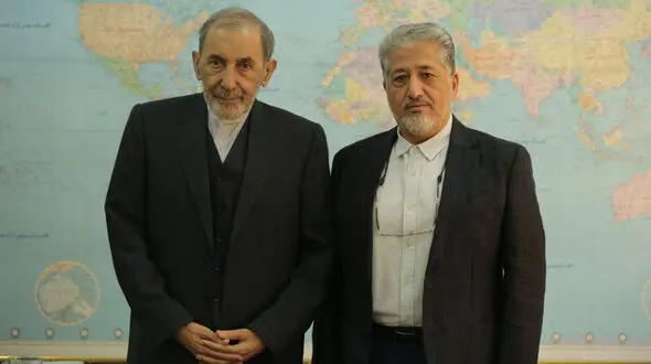 بیژن رنجبر چه مسیری را طی کرد تا رئیس دانشگاه آزاد شد؟ 