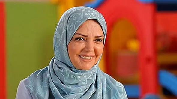 چهره جذاب و خواستنی برادرزاده مجری معروف صدا و سیما / دختر از عمه خوشگلتر !