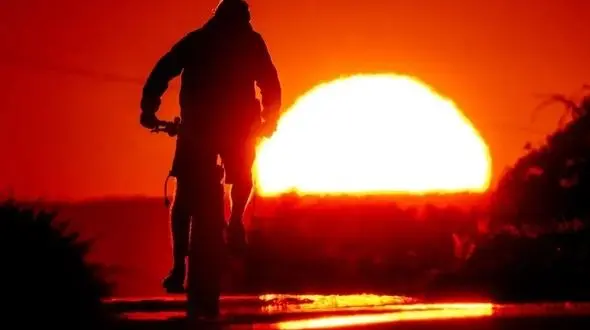 گرمای مرگبار تا پایان قرن؛ دانشمندان رنجی بزرگ را پیش‌ بینی می‌ کنند