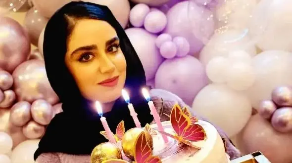 فیلم  پرواز هیجان انگیز خانم بازیگر از دریچه دوربین گوشی موبایلش!