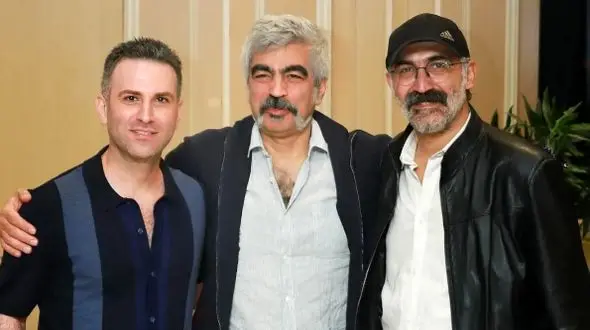 فیلم سکانس خندان/خاطره زبان بلد نبودن هوتن شکیبا و سروش صحت نزدیک قطب جنوب 