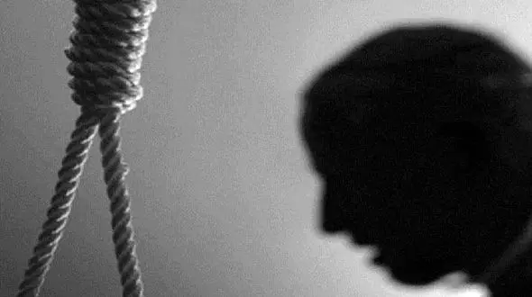 خودکشی پسر جوان پس از ترک اعتیادش / مادر با جسد حلق آویز شده پسرش روبرو شد