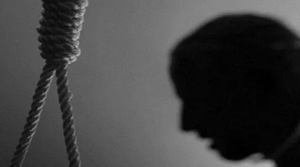 پشت پرده کشف جسد حلق آویز شده اعضای یک خانواده 5 نفره در نجف آباد اصفهان +فیلم