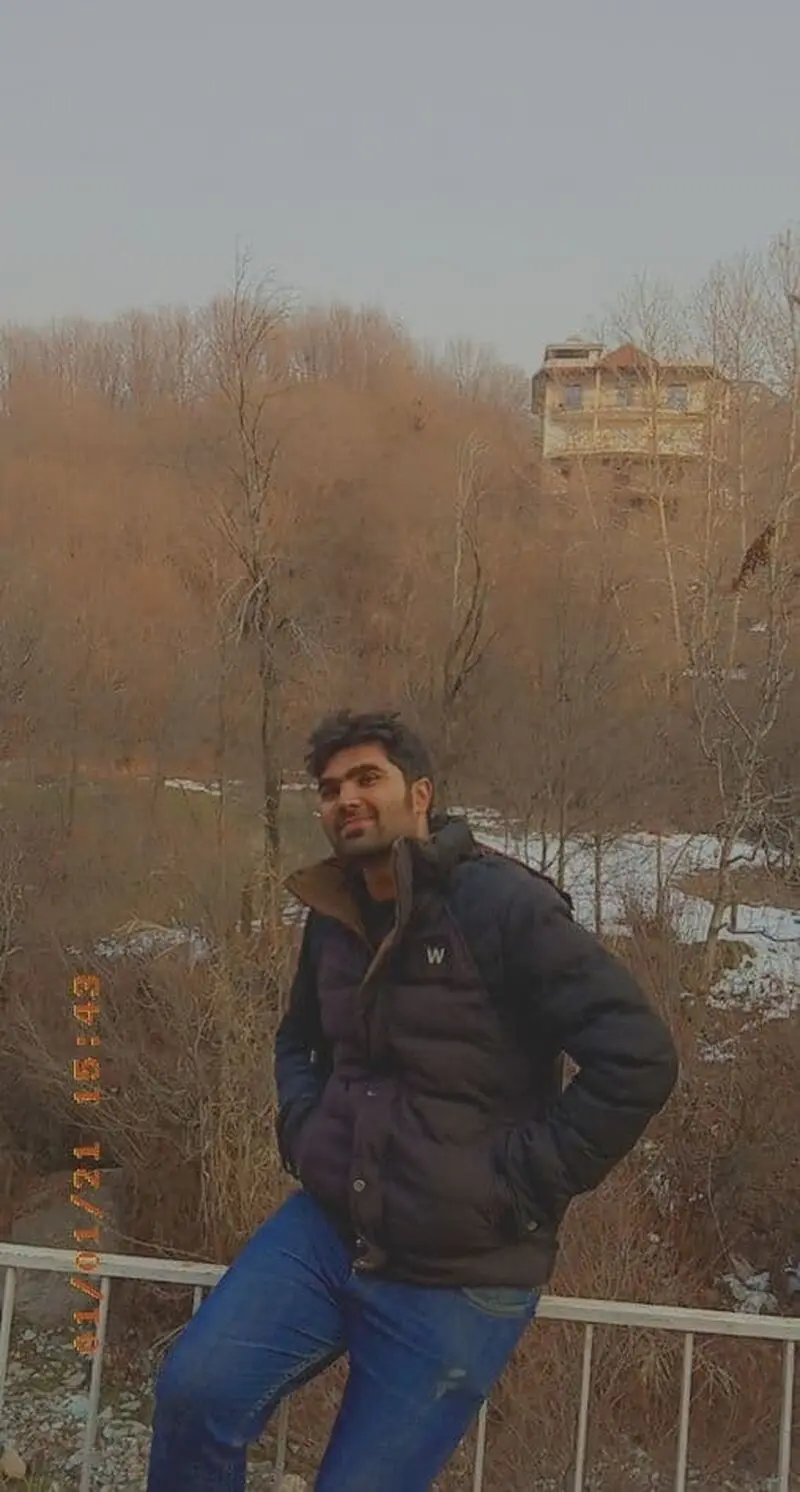  مهرداد شهریاری 
