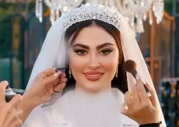 عکس ها / نگاهی به لوازم آرایشی گران قیمت مریم مومن در عروسی اش / اینجوری لقب زیباترین عروس دنیا رو  داماد بهش داد ...