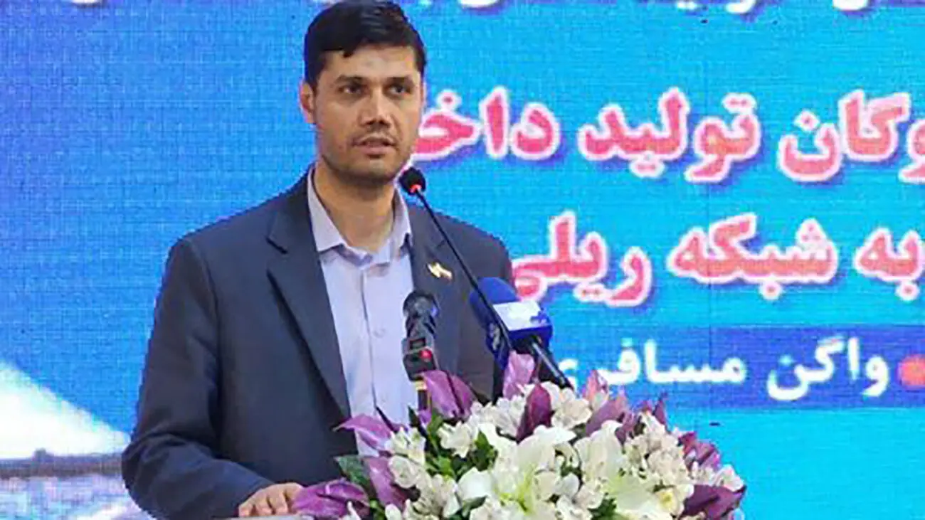 افتتاح بندر خشک و مرکز لجستیک آپرین تا پایان سال/رکوردشکنی در تولید ناوگان ریلی داخلی/تفاهم برای حمل ریلی بیش از ۳۰ هزار تن محصول جدید