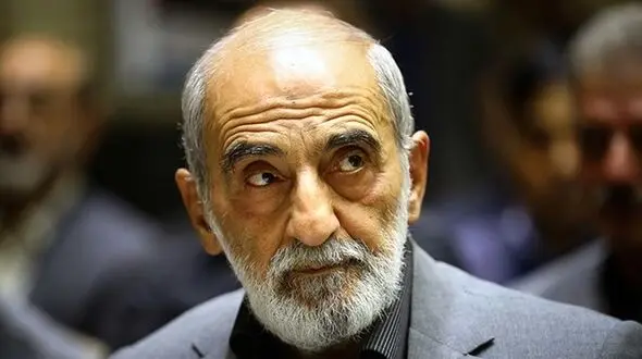 شریعتمداری: آمریکا سیلی خورده شما چرا گریه می‌کنید؟ 