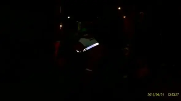 لحظه سقوط وحشتناک امدادگر فداکار در فشم برای نجات 6 عضو یک خانواده + فیلم