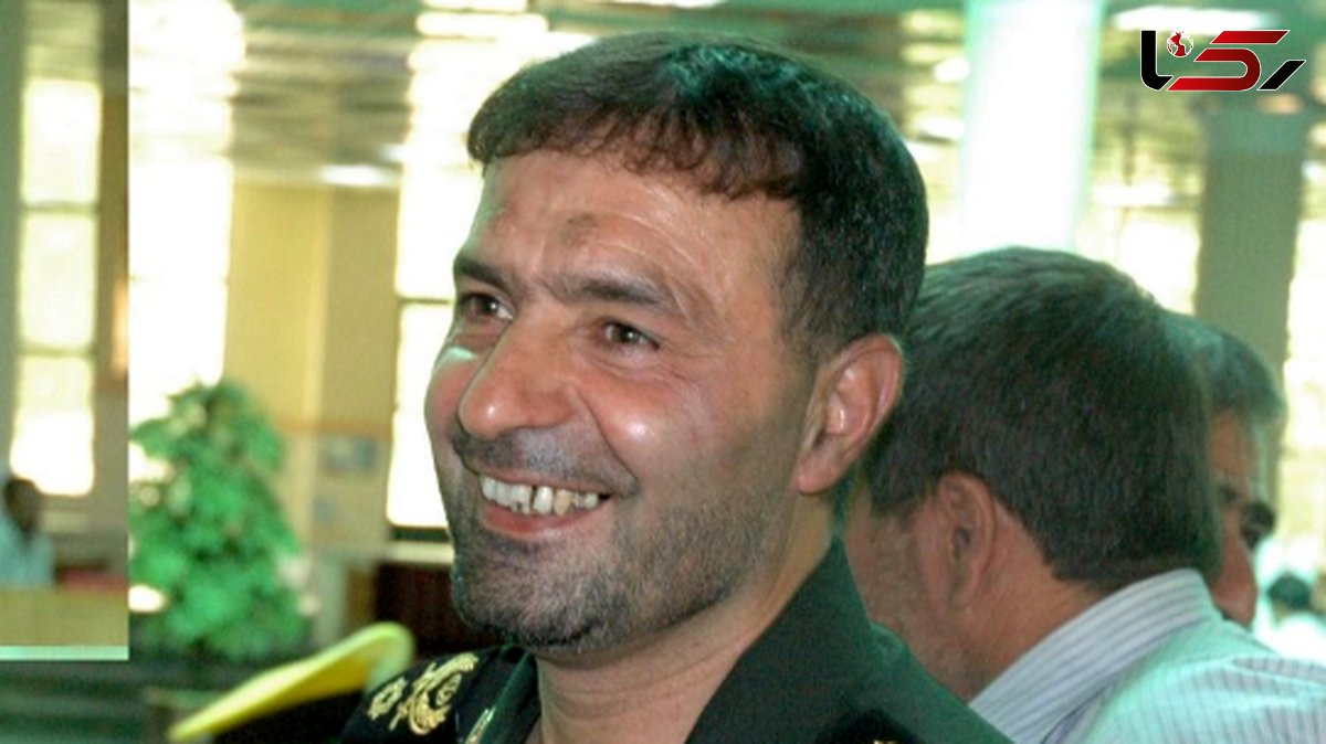 عکس؛ سفر به تاریخ؛ «پدر صنعت موشکی ایران» در حال رانندگی با جیپ در جبهه؛ دهۀ 60
